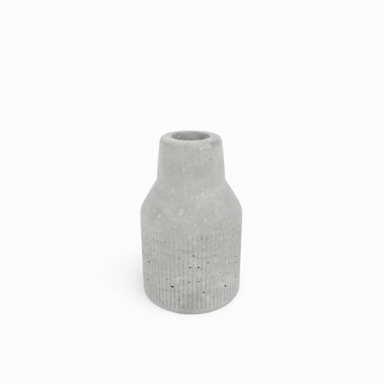 Jug | Vase aus Beton