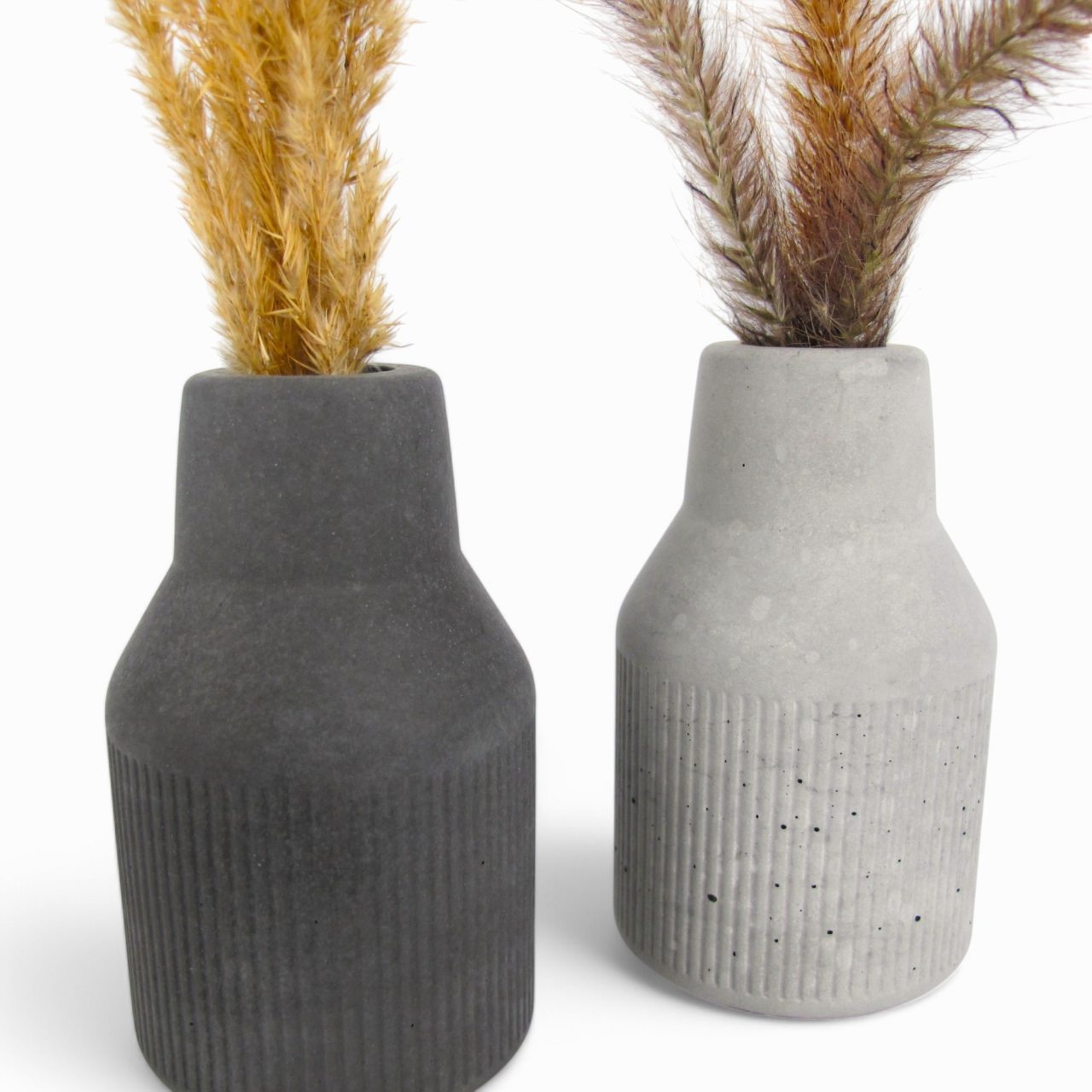Jug | Vase aus Beton