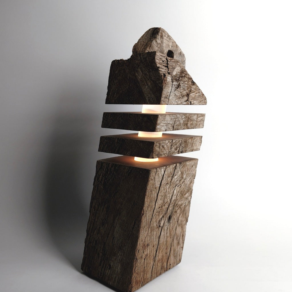 Torn 10 | Designer Stehlampe